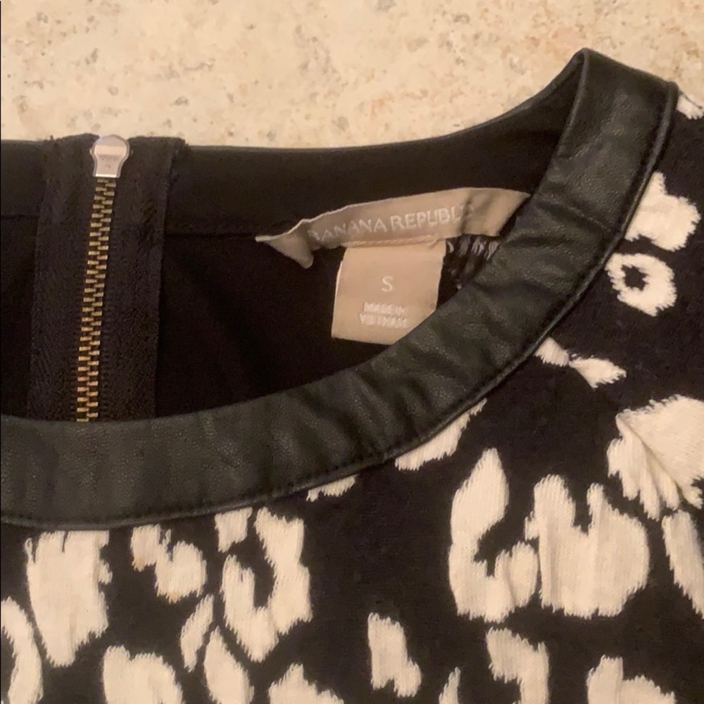 Animal print top - Picture 2 of 4
